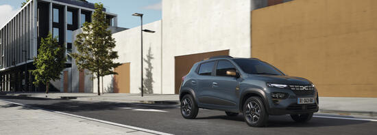 DACIA PRÄSENTIERT HOCHWERTIGE AUSSTATTUNGSLINIE „EXTREME“