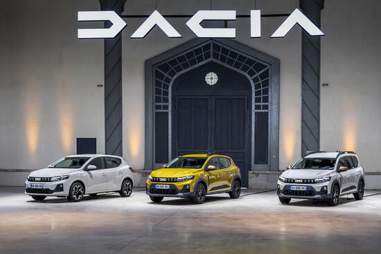 Nouveaux Sandero, Sandero Stepway et Jogger: toujours plus essentiels, toujours au meilleur prix Nouveaux Sandero, Sandero Stepway et Jogger: toujours plus essentiels, toujours au meilleur prix