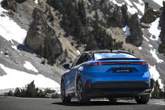 Alpine Story A390_Active Torque Vectoring