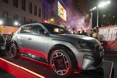 Alpine A290_Running Man