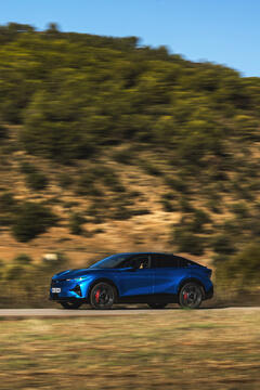 Alpine A390_Bleu Alpine Vision_Exterior