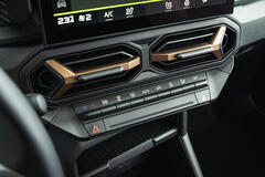 Dacia Duster hybrid 150 4x4