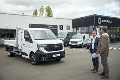 Renault Pro+ Niederlassung Plaisir · Renault Master IV – Kipper-Version
