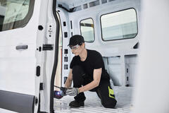 Werkstatt umgebaute Fahrzeuge „Converted by Renault" · Renault Master IV (XDD) – verglaste Version