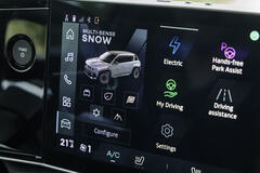 Renault 4 E-Tech electric « plein sud® »