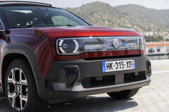 Renault 4 E-Tech electric « plein sud® »