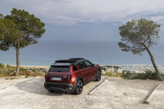 Renault 4 E-Tech electric « plein sud® »