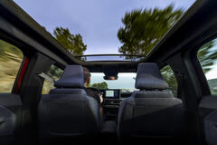 Renault 4 E-Tech electric « plein sud® »