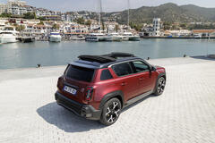 Renault 4 E-Tech electric « plein sud® »