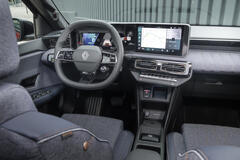 Renault 4 E-Tech electric « plein sud® »