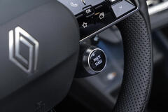 Renault 4 E-Tech electric « plein sud® »