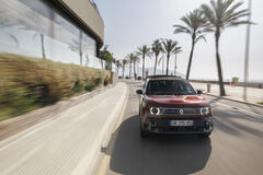 Renault 4 E-Tech electric « plein sud® »