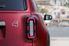 Renault 4 E-Tech electric « plein sud® »