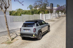 Renault 4 E-Tech electric « plein sud® »
