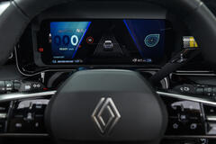 Renault 4 E-Tech electric « plein sud® »