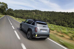 Renault 4 E-Tech electric « plein sud® »