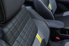 Renault 4 E-Tech electric « plein sud® »