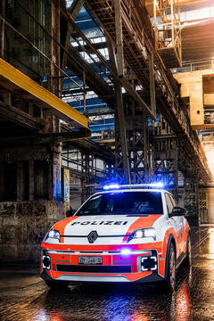 Renault 5 E-Tech electric Quartierpolizei Winterthur