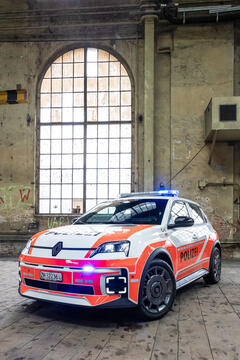 Renault 5 E-Tech electric Quartierpolizei Winterthur