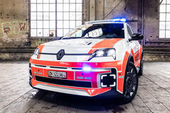 Renault 5 E-Tech electric Quartierpolizei Winterthur
