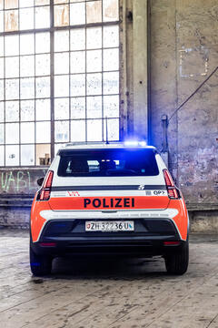 Renault 5 E-Tech electric Quartierpolizei Winterthur