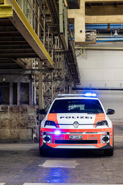 Renault 5 E-Tech electric Quartierpolizei Winterthur