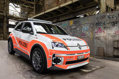 Renault 5 E-Tech electric Quartierpolizei Winterthur