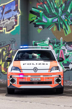 Renault 5 E-Tech electric Quartierpolizei Winterthur