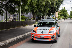 Renault 5 E-Tech electric Quartierpolizei Winterthur