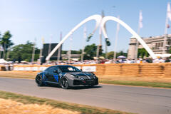 Alpine A110 FUTURE s’attaque à la montée de Goodwood pour sa première mondiale